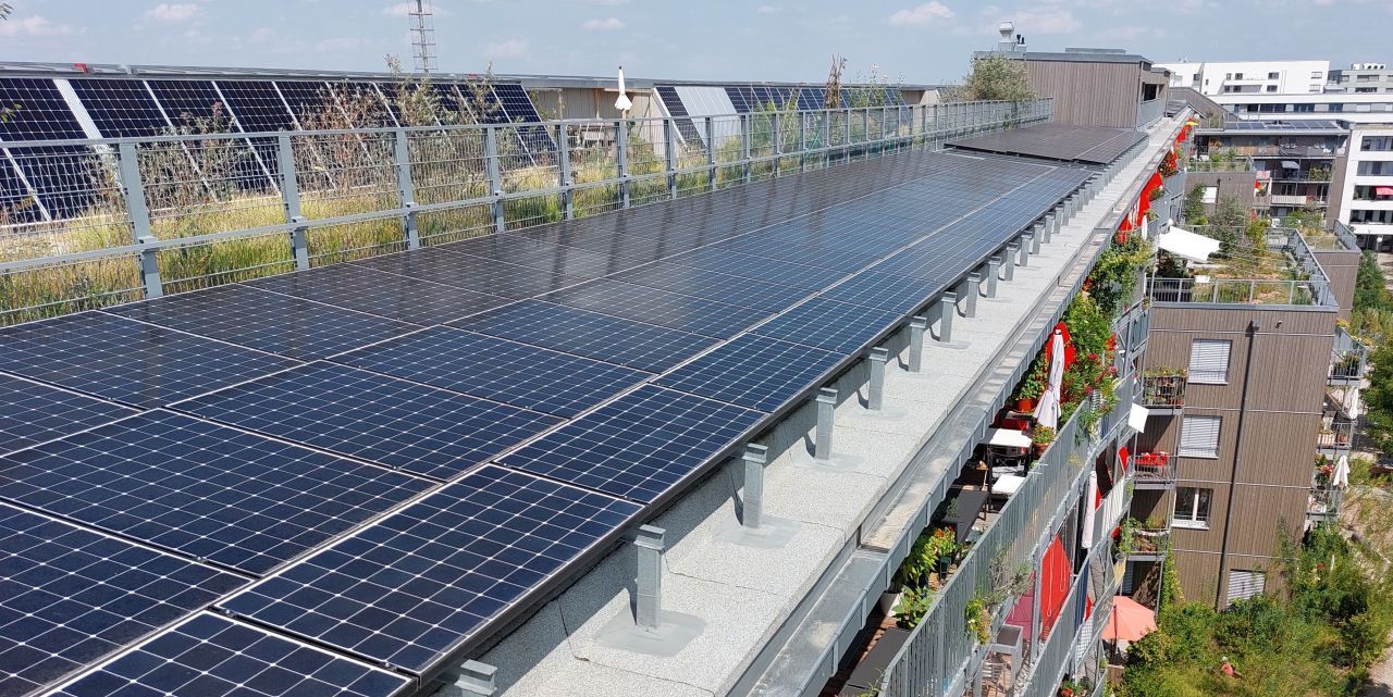 Photovoltaik auf dem Gebäude RIO in München